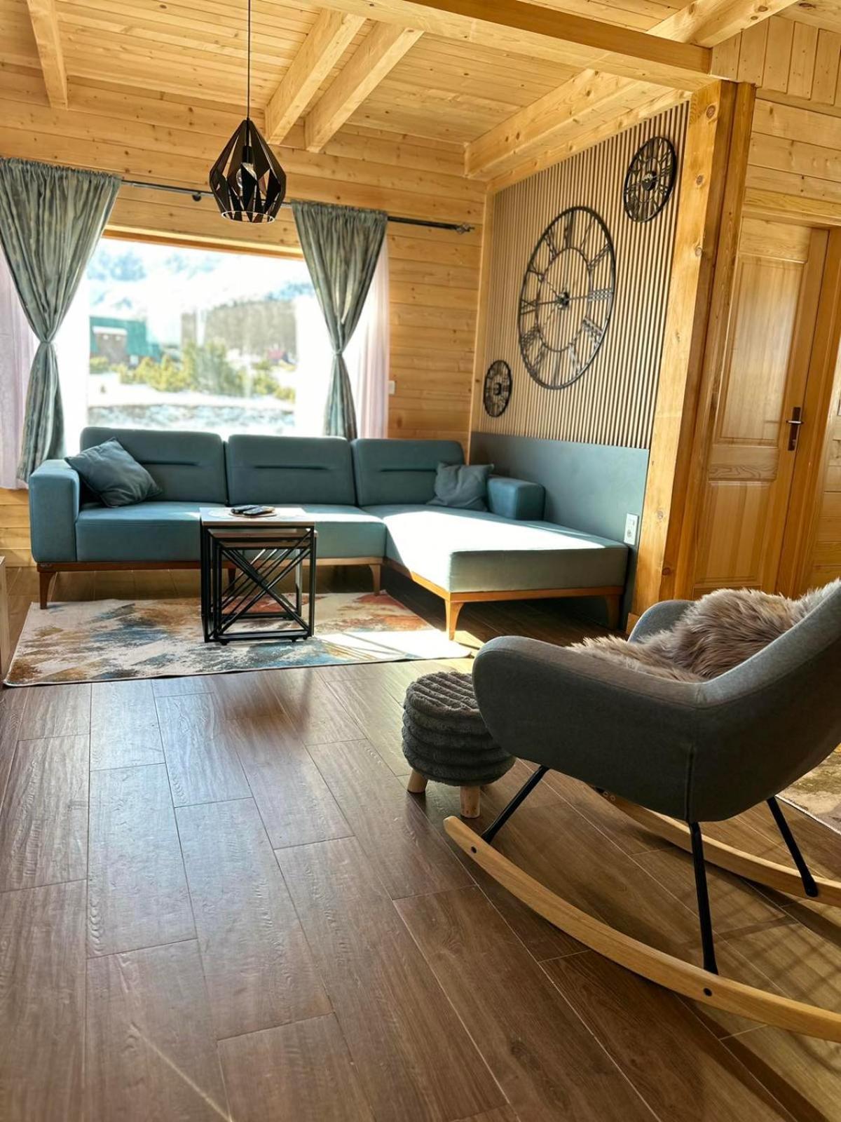 Stone Point Villas Zabljak  Bilik gambar